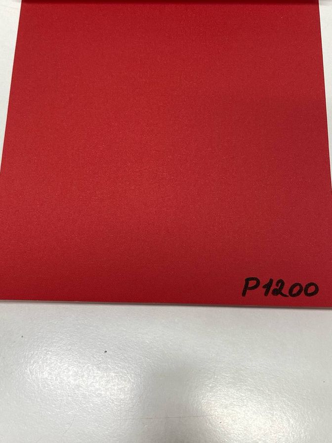Рулонные жалюзи P1200 — красный